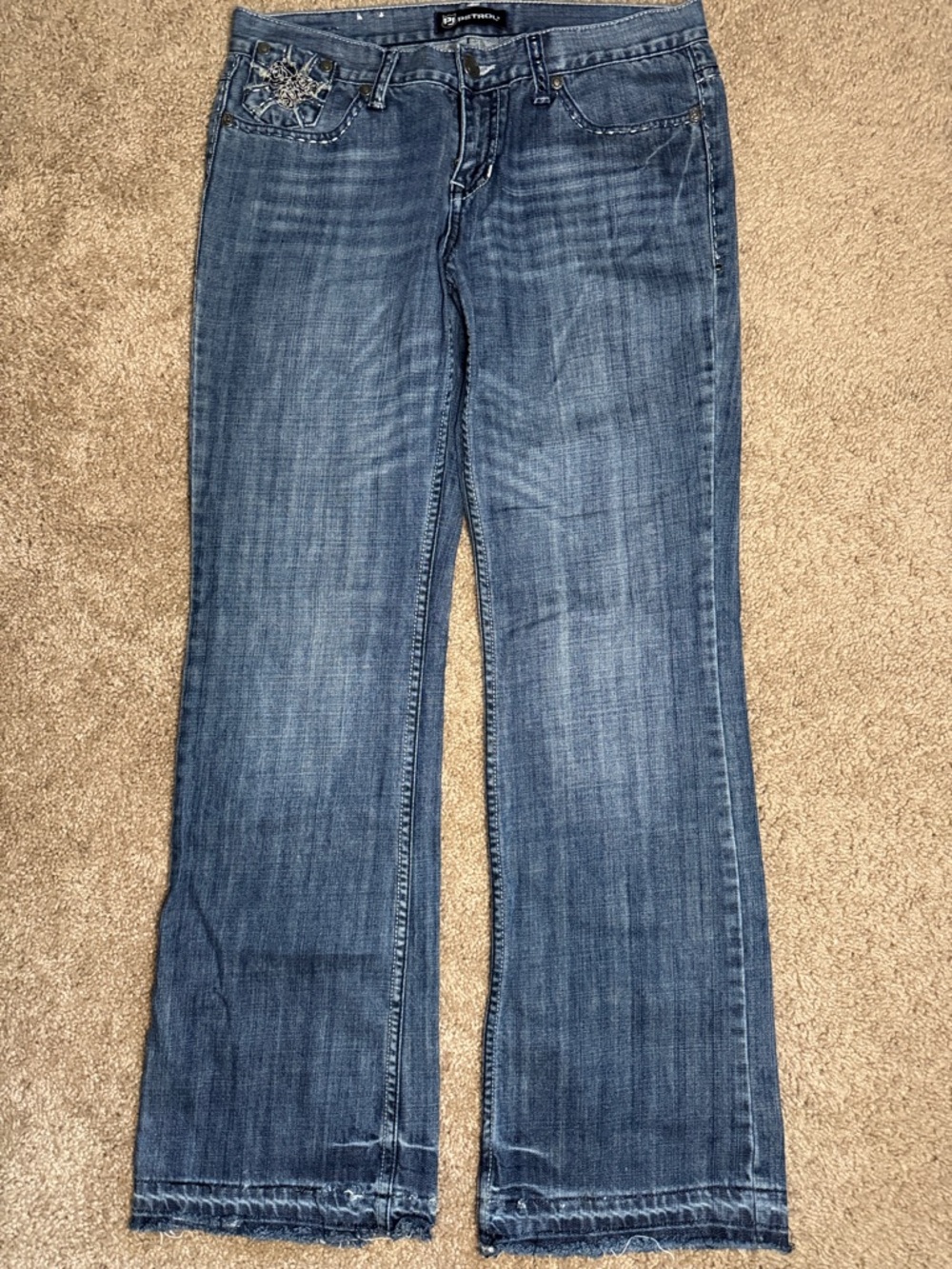 Embellished Pocket Wide Leg Jeans in Blue